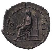 Hadrian 117-138, denar, Aw: Popiersie w prawo i napis w otoku HADRIANVS AVGVSTVS PP, Rw: Pudicitia..