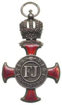 Srebrny Krzyż Zasługi 1849, srebro, punca wytwórcy H MAYERS SOHNE - WIEN, brak wstążki, minimalnie..