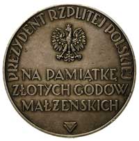 medal na pamiątkę złotych godów małżeńskich autorstwa Józefa Aumillera 1937r., Aw: Popiersie prezy..