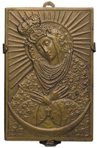 Matka Boska Ostrobramska, plakieta autorstwa S. R. Koźbielewskiego, niesygnowana, 1926 r., z podstawką i uszkiem do zawieszania, brąz 26 x 40 mm, oryginalne pudełko, Strzałkowski 14, wykonano ponad 210 egzemplarzy, ładnie zachowana