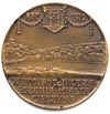 medal na 1100-lecie Cieszyna 1910, Aw: Panorama miasta, powyżej herb rozdzielajacy daty 810 - 1910..