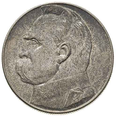 10 złotych 1934, Józef Piłsudski, Parchimowicz 124.a, rzadka moneta z blaskiem menniczym widocznym pod patyną