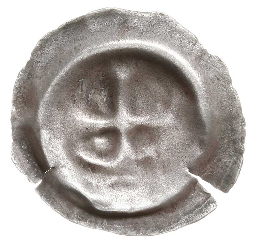 brakteat guziczkowy, 2. połowa XIII w., Krzyż o nieco rozszerzanych ramionach, z kulkami w kątach, Wieleń 12, srebro 0.18 g, nieco pogięty