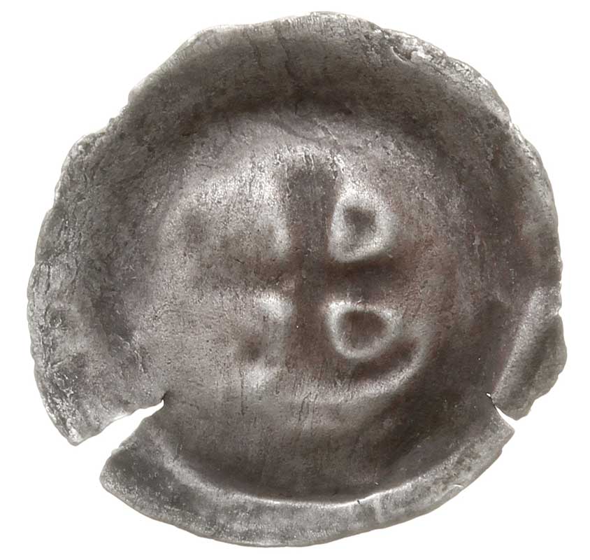 brakteat guziczkowy, 2. połowa XIII w., Krzyż o nieco rozszerzanych ramionach, z kulkami w kątach, Wieleń 12, srebro 0.18 g, nieco pogięty