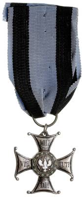 Order Virtuti Militari V klasa, wtórnik, brąz srebrzony 36 x 37 mm, emalia, na uszku znak wytwórcy..