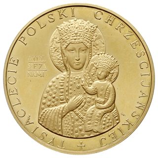 medal sygnowany CV z 1966 roku poświęcony Millenium Chrztu Polski, Aw: Matka Boska Częstochowska,  z lewej MÓDL SIĘ ZA NAMI, wokoło TYSIĄCLECIE POLSKI CHRZEŚCIAŃSKIEJ, Rw: Orzeł w koronie,  wokoło SACRUM POLONIAE MILLENNIUM / AD 966 + 1966, punce w tle, złoto próby 900, 32 mm, 17.58 g,  bardzo ładnie zachowany, patyna
