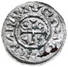 denar 995-1002, Ratyzbona, mincerz Viga; Hahn 25e6.1; srebro 18 mm, 1.05 g, gięty