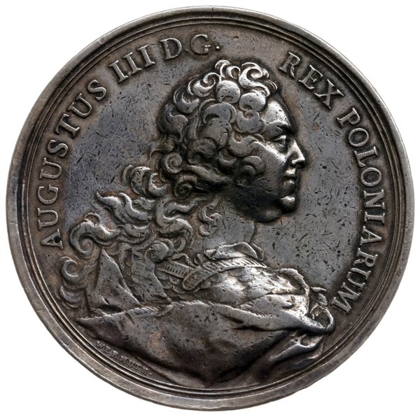medal sygnowany Wermuth wybity w 1746 r. z okazji święta Orderu Orła Białego, Aw: Popiersie króla Augusta III w ozdobnej zbroi i napis AUGUSTUS III REX POLONIARUM, Rw: Insygnia Orderu leżące na stole i napisy DE REGE ET REPUBLICA BENE MERENTIBUS, w odcinku MDCCXLVI 3 AUG, srebro 52.5 mm, 57.75 g., H-Cz. 2769 (R1)