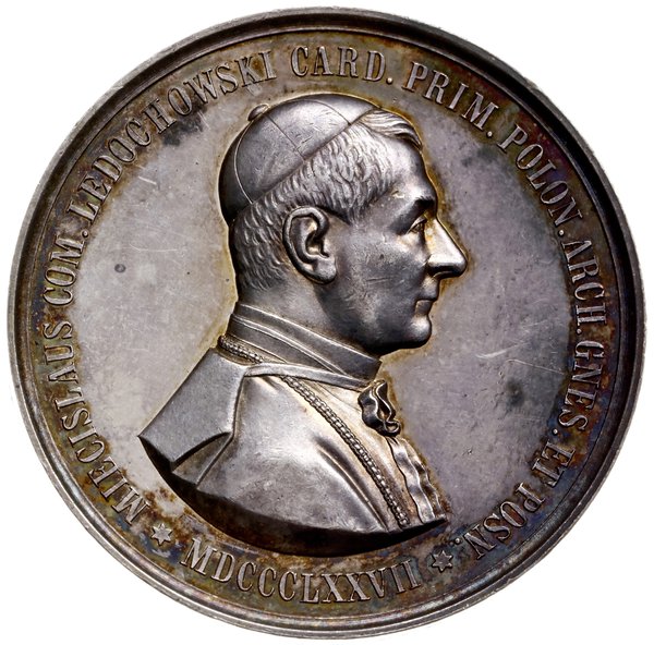 medal z 1877 r. nieznanego autorstwa upamiętniający represje władz zaborczych przeciwko prymasowi,  kardynałowi Mieczysławowi Ledóchowskiemu i uwięzienia go w Ostrowiu