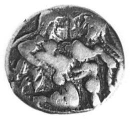 drachma, Aw: Klęczący nagi Satyr trzyma w ramionach broniącą się nimfę, obie postacie mają długie włosy,Rw: Wklęsły czterodzielny kwadrat, Sear 1748, 3,60 g.
