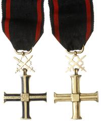 Krzyż Niepodległości z mieczami "Bojownikom Niep