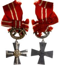 Krzyż Wolności III klasy, z datą 1941 na stronie