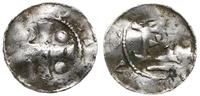denar 983-1002, Kapliczka z krzyżykiem wewnątrz,