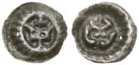 brakteat XIII/XIV w., Korona, z której środkoweg