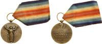 Medal Zwycięstwa od 1922, Paryż, Wiktoria, trzym