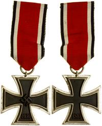 Krzyż żelazny II Klasy wz. 1939, Kzyż, na środku