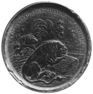 medal warcabowy sygnowany MB (Martin Brunner), Aw: Pędzący na koniu Stanisław Leszczyński, za nim oddziałwojska i wokół napis, Rw: Scena rodzajowa z lwem i kogutem, drewno 54.0 mm, 20.72 g., ładna stara patyna