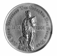 medal na 700-lecie Rygi 1901 r., Aw: Stojący św. Jan z księgą i barankiem i napis: 700-JÄHR JUBELF..