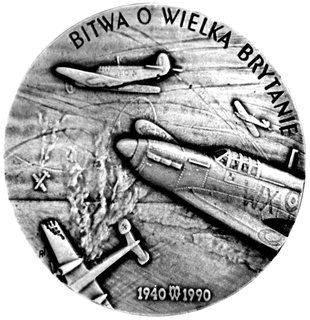 medal gen. Stanisława Ujejskiego autorstwa A. i R. Nowakowskich 1990 r., Aw: Popiersie na wprost i napis z prawej: GEN. BRYG. PIL. STANISŁAW UJEJSKI 1891-1981, Rw: Bitwa powietrzna i napis: BITWA O WIELKĄ BRYTANIĘ, u dołu 194 MW 1990, na rancie nr 68, MMP- , srebro 70 mm, 174.95 g., w pudełku skórzanym.