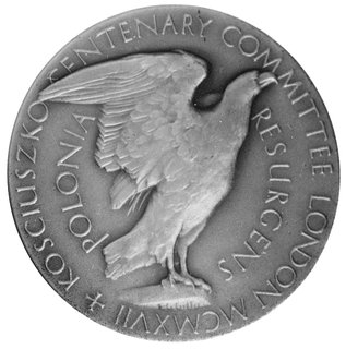 medal sygnowany Gillick wybity w Londynie z okazji 100 rocznicy śmierci Tadeusza Kościuszki, Aw: Popiersie Kościuszki w lewo i napis, sygn. M. GILLICK, Rw: Orzeł z rozpostartymi skrzydłami i napis wokół, na dole sygn. E.G. GILLICK, Strzałk. 415, srebro 51 mm, 68.18 g. nowe bicie z roku 1967