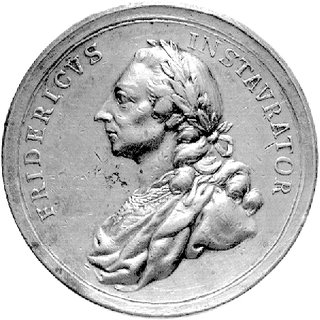 medal wybity w 1783 r. z okazji odnowienia przemysłu jedwabniczego w Prusach, Aw: Popiersie Fryderyka II w lewo i napis: FRIDERICUS INSTAVRATOR (odnowiciel), Rw: Kobieta zwijająca nici z kokonów jedwabnych i napis w otoku: INDUSTRIAE SERICAE PRUSS, w odcinku: BR MDCCLXXXIII, srebro 38 mm, 20.95 g.