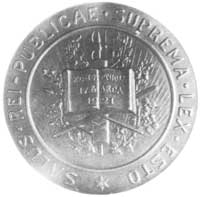 medal z okazji uchwalenia Konstytucji Marcowej 1921 (brąz), Aw: Orzeł w koronie siedzący na księdz..