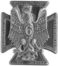 pierwsza odznaka pamiątkowa 6 pułku piechoty Legionów Piłsudskiego, mosiężna blacha ciemno oksydow..
