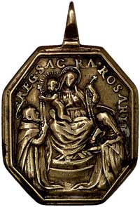 medalik religijny XVIII w., Aw: Matka Boska z Dzieciątkiem, przed nią dwoje klęczących świętych i ..