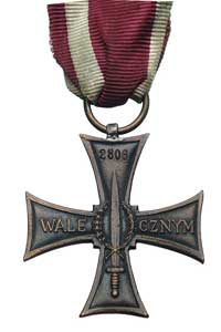Krzyż Walecznych 1920 (bez daty), numer 2806, ciemny brąz, 44 x 44 mm, wstążka ze szpilą (zawieszk..