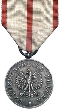 medal Za ratowanie ginących, srebro, na rancie punca, 35 mm, wstążka, rzadki i ładnie zachowany