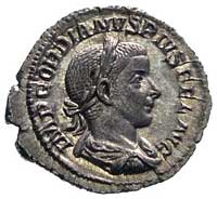 Gordian III 238-244, denar, Aw: Popiersie w prawo i napis IMP GORDIANVS PIVS FEL AVG, Rw: Laetitia..