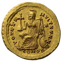 Teodozjusz II 402-450, solidus, Aw: Popiersie na wprost i napis w otoku, Rw: Constantinopolis sied..
