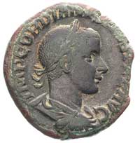 Gordian III 238-244, sesterc, Aw: Popiersie w prawo i napis w otoku, Rw: Cesarz w zbroi, z włóczni..
