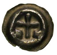 brakteat; Duży krzyż łaciński, u podstawy dwa małe greckie krzyżyki, Waschinski 159 a, 0.15 g