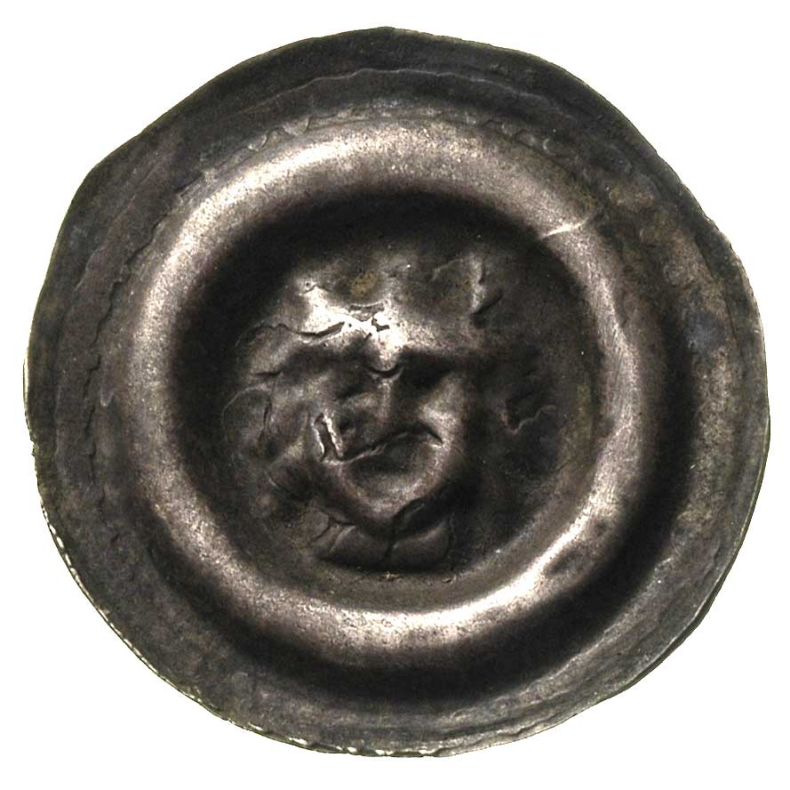 szeroki brakteat, (2 poł. XIII w.), Głowa w koronie na wprost z długimi włosami, Fbg 545. 0.73 g