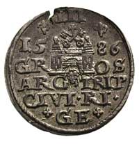 trojak 1586, Ryga, odmiana z małą głową króla, Gerbaszewski 24 b, mennicza wada krążka, patyna