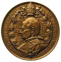 medal autorstwo St. R. Kożbielewskiego W 10 Rocznicę Cudu nad Wisłą, Aw: Popiersie papieża Piusa X..
