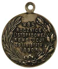 medalik okrągły z uszkiem dwustronnie sygnowany J.M. (J. Meissner lub J. Markowski) wybity w 1915 ..