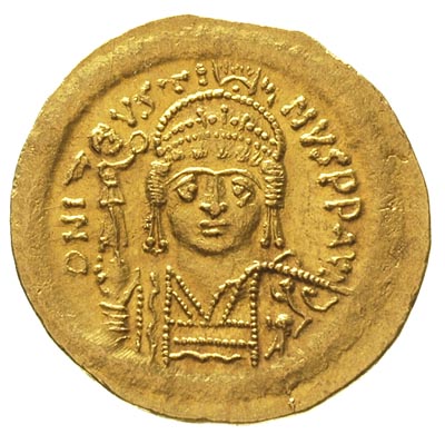 Justyn II 565-578, solidus, ok. 565-567, Konstantynopol, oficyna I, Aw: Popiersie w hełmie na wprost, w prawym ręku trzymający Wiktorię, wokoło napis, Rw: Konstantynopolis siedząca na wprost z głową zwróconą w prawo, trzymająca w prawym ręku włócznię, a w lewym glob z krzyżem, z lewej strony gwiazda, wokoło napis, w odcinku CONOB, Sear 346, złoto 4.46 g