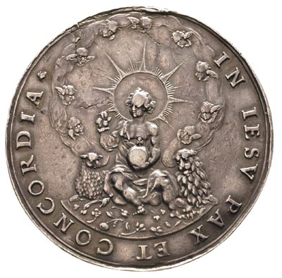 medal okolicznościowy - pokojowy autorstwa S.Dadlera, 1628 r., Aw: Alegoria Wojny z mieczem i gałązką oliwną, po prawej stronie alegoria Pokoju z ulem i łopatą (z sygn. S D), powyżej duch święty i napis VDMIAE (Verbum Domini Manet in Aeternum), poniżej data MDCXXVII, w otoku napis w dwóch rzędach, Rw: Dziecię Jezus w wieńcu z obłoków, obok po lewej stronie baranek, po prawej lew, Więcek 43, srebro, 52 mm, 32,50 g, drobne uderzenia na rancie i wada blachy, patyna