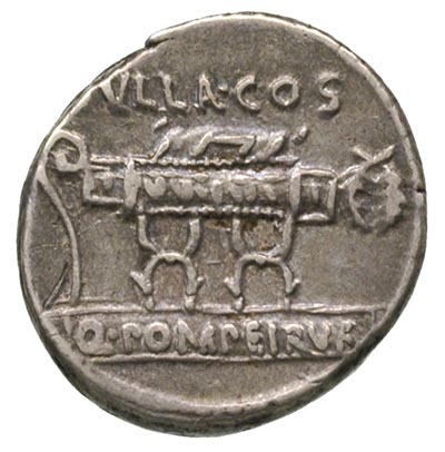 Q. Pompeius Rufus 54 pne, denar, Aw: Krzesło kurulne, po lewej strzała, Rw: Krzesło kurulne, po lewej lituus, po prawej wieniec, Craw. 434.2