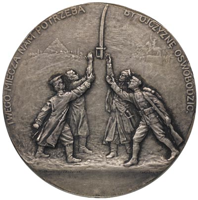 Tadeusz Kościuszko-medal K.Chudzińskiego wybity w 1917 r., z okazji setnej rocznicy śmierci, Aw: Chłop i szlachcic składają hołd wizerunkowi Kościuszki, napis w otoku, Rw: Cztery postacie symbolizujące żołnierzy z różnych epok chwytają szablę spadającą z nieba, napis w otoku TWEGO MIECZA NAM POTRZEBA BY OJCZYZNĘ OSWOBODZIĆ, srebro 79.17 g, 60 mm, Strzałkowski 412, wybito 20 egemplarzy w srebrze, bardzo rzadki, patyna