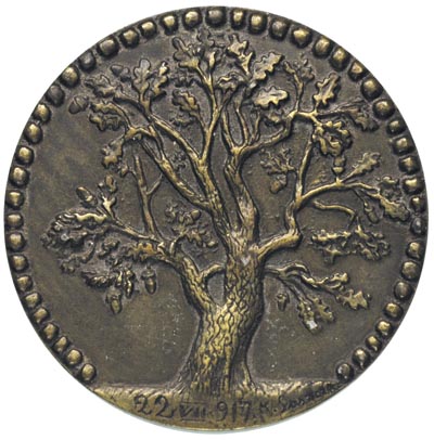medal autorstwa Konstantego Laszczki poświęcony Józefowi Piłsudskiemu 1917 r., Aw: Popiersie Piłsudskiego w lewo i napis poziomy JÓZEF PIŁSUDSKI TWÓRCA LEGIONÓW, Rw: Drzewo dębowe w obwódce perłowej, w odcinku napis 22.VIII.917 i K. Laszczka, brąz 60 mm, Strzałkowski 417