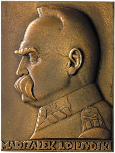 Marszałek Józef Piłsudski, plakieta mennicy warszawskiej sygnowana J. AVMILLER, 1926 r., brąz 92 x 69 mm, Strzałkowski -Plakiety 5.b, nakład około 4000 sztuk