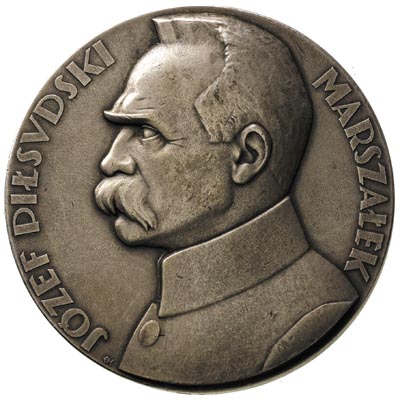 Józef Piłsudski - medal projektu J. Aumillera z okazji 10 rocznicy \Wojny 1920 roku\" 1930 r