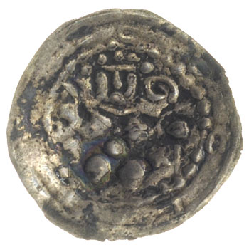 Mieszko III 1173-1202 lub synowie, brakteat herbajski, Postać na wprost z pastorałem po prawej, srebro 0.15 g, Str. 130, lakierowany na odwrocie, śladowa patyna, rzadki
