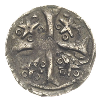 Stargard- miasto, denar II połowa XV w, Aw: Długi krzyż, w polach gwiazdy z kółkami, Rw: Gryf w lewo, w polu kółka, 0.51 g, Dbg 245c, patyna