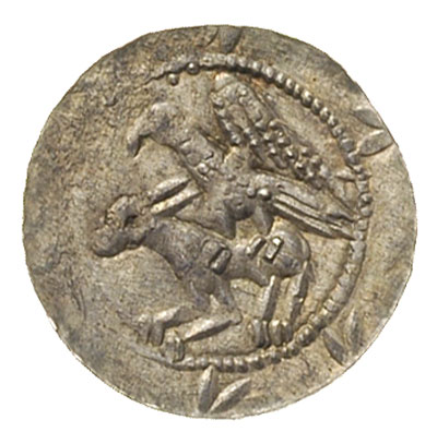 denar, Aw: Rycerz w lewo zamierzający się mieczem na jeńca, Rw: Orzeł chwytający w locie zająca, srebro 0.49 g, Str. 43, Such. XVIII