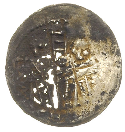 denar ok. 1185-1201, Aw: Krzyż dwunitkowy, w polach litery BOLI, Rw: Dwie postacie stojące z chorągwią, z lewej S, srebro 0.27 g, Str. 174cd, Such. 3c, częściowa patyna, dziury