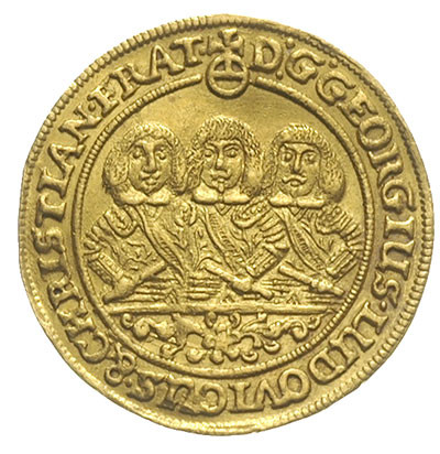 dukat 1660, Brzeg, Aw: Półpostacie trzech braci, Rw: Okrągła tarcza herbowa w kartuszu barokowym, złoto 3.41 g, FuS 1784, Fr. 3200, ładnie zachowany